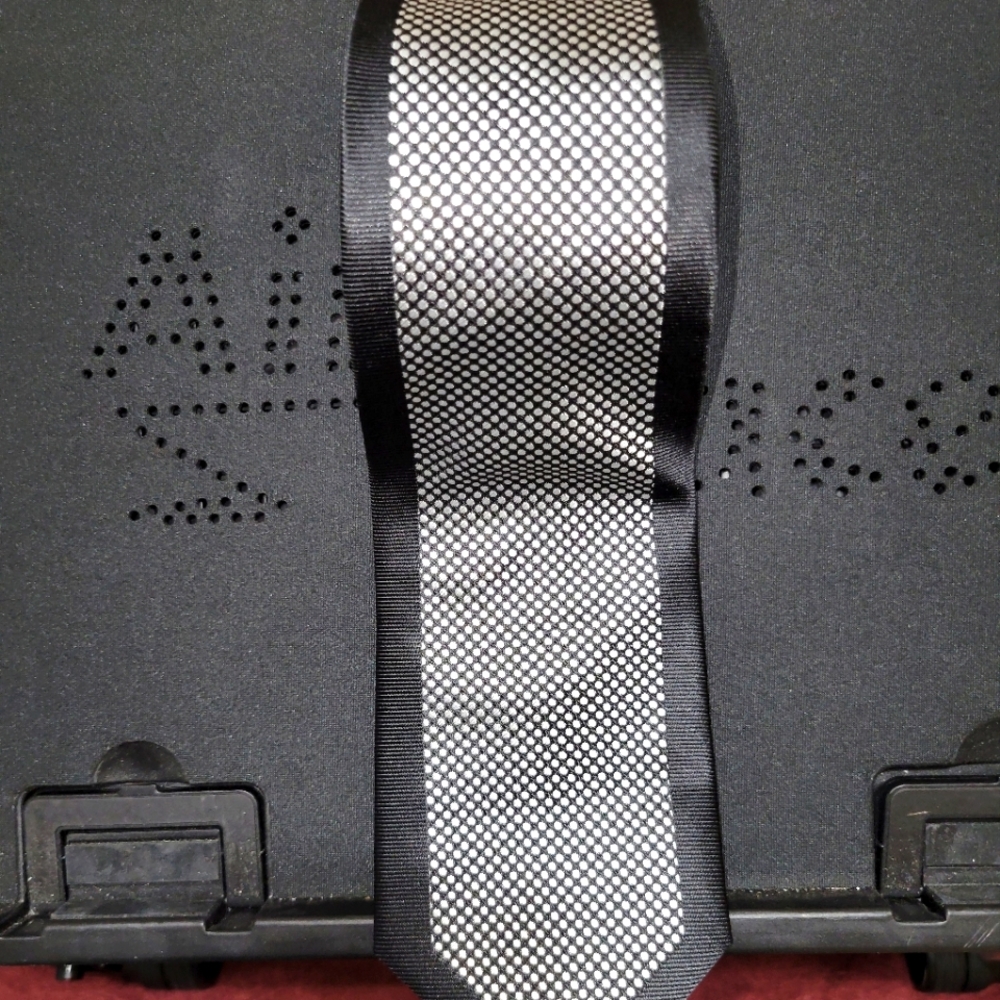 Tie